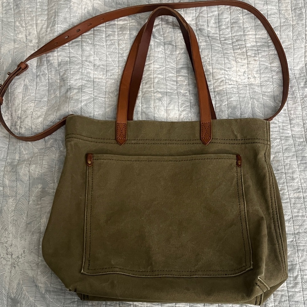 Madewell medium transport tote